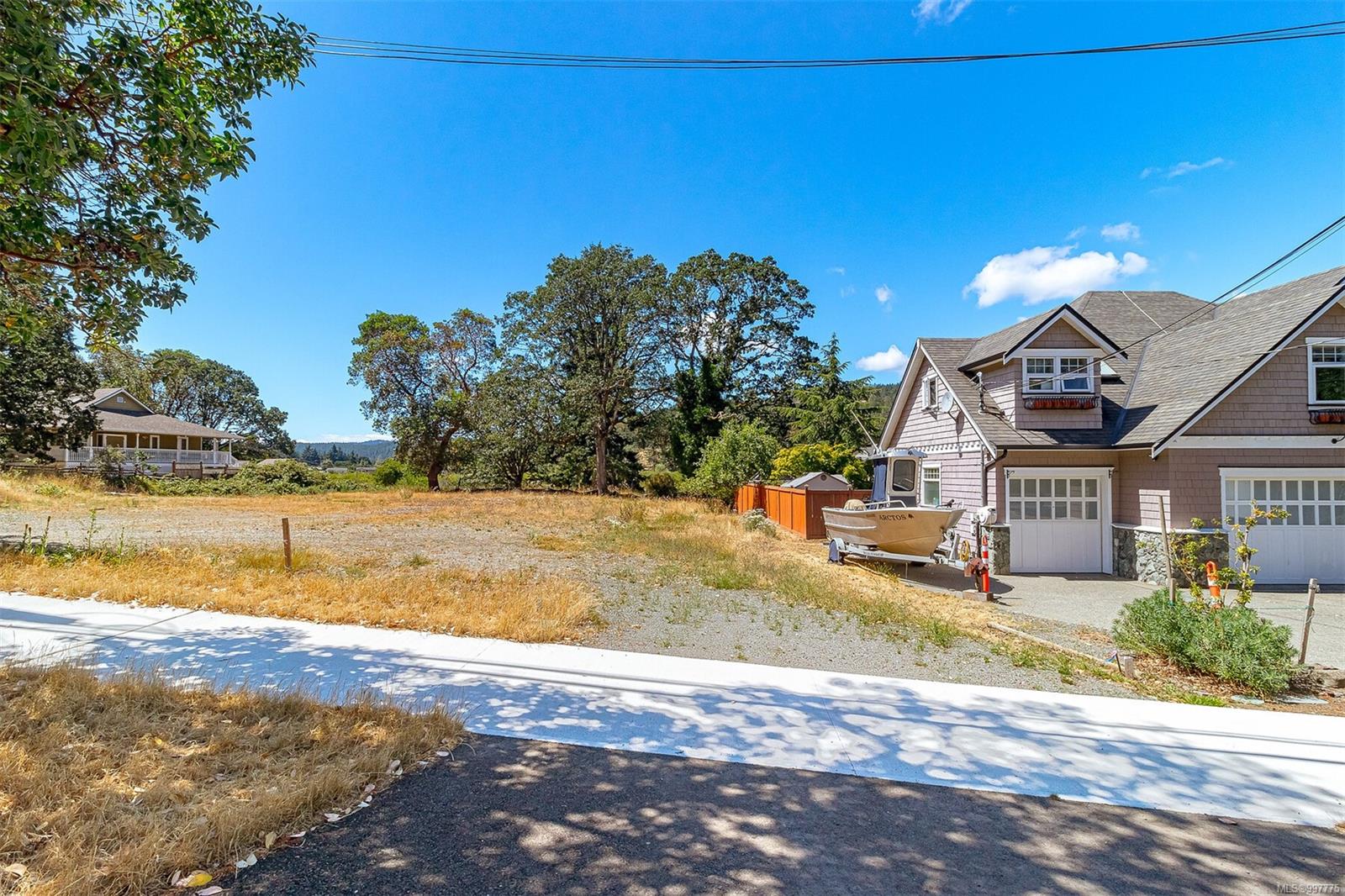 3158 Glen Lake Rd, Langford