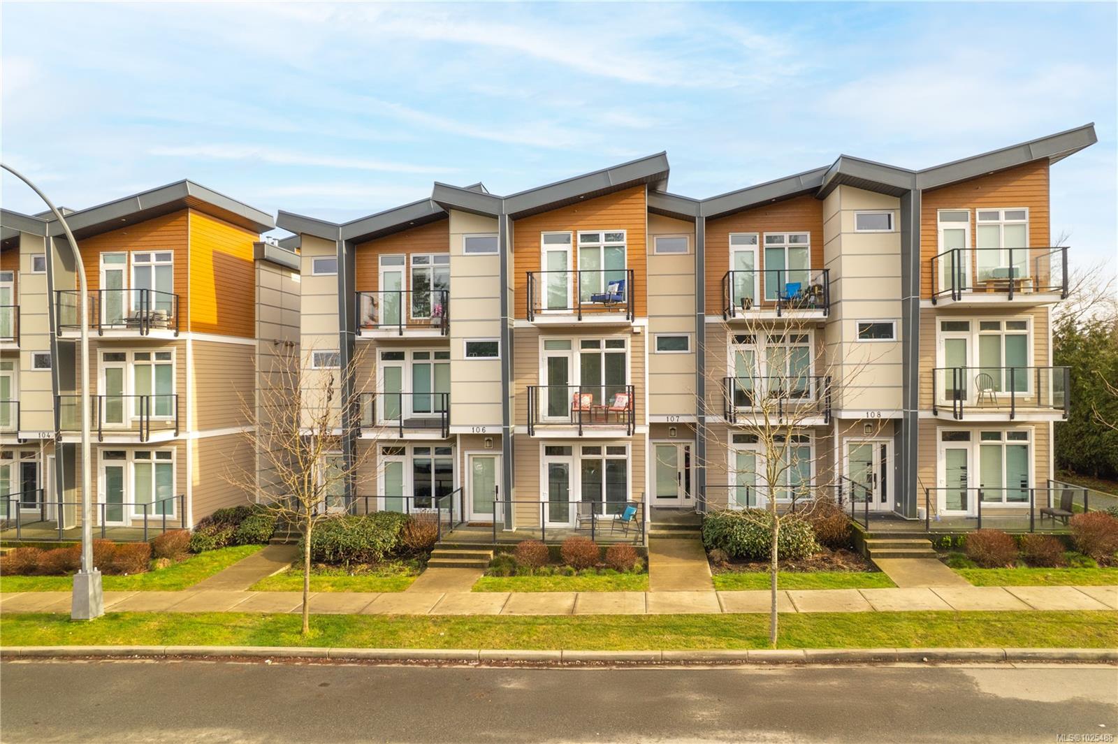 Unit 106, 308 Hillcrest Ave, Nanaimo