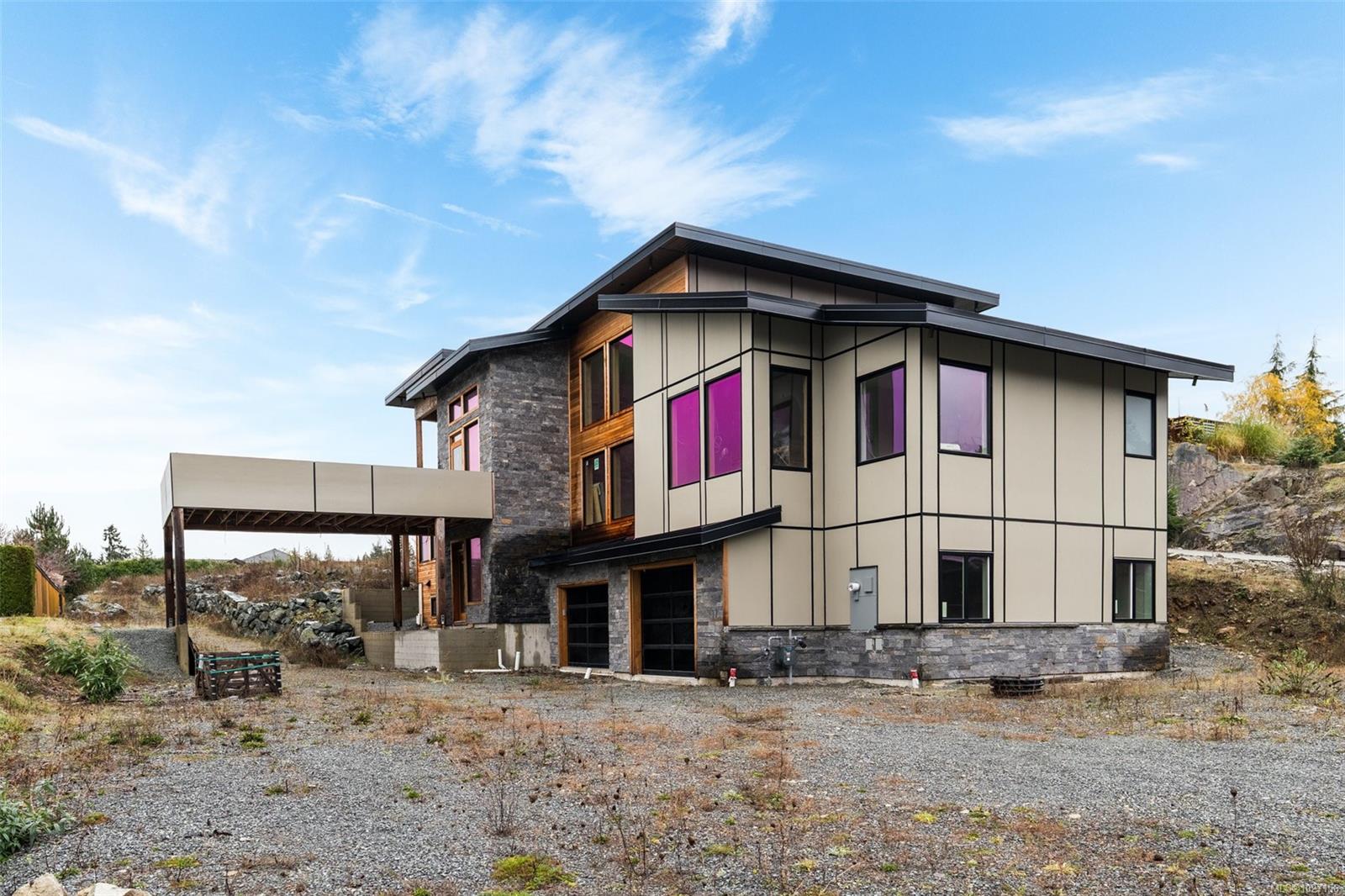 654 SENTINEL Dr, Mill Bay