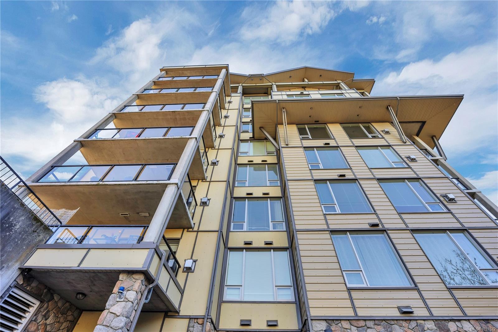 Unit 103, 194 Beachside Dr, Parksville