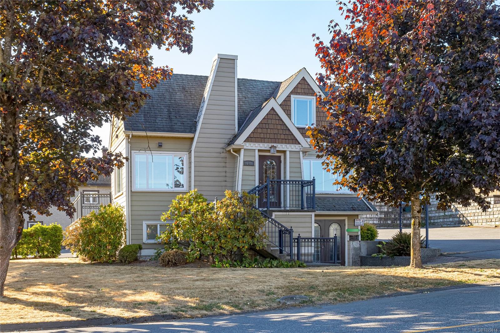 640 Esplanade Ave, Ladysmith
