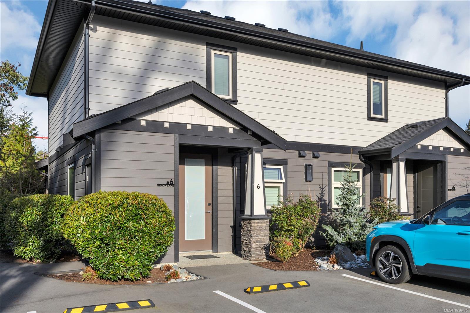 Unit 6, 1175 RESORT Dr, Parksville