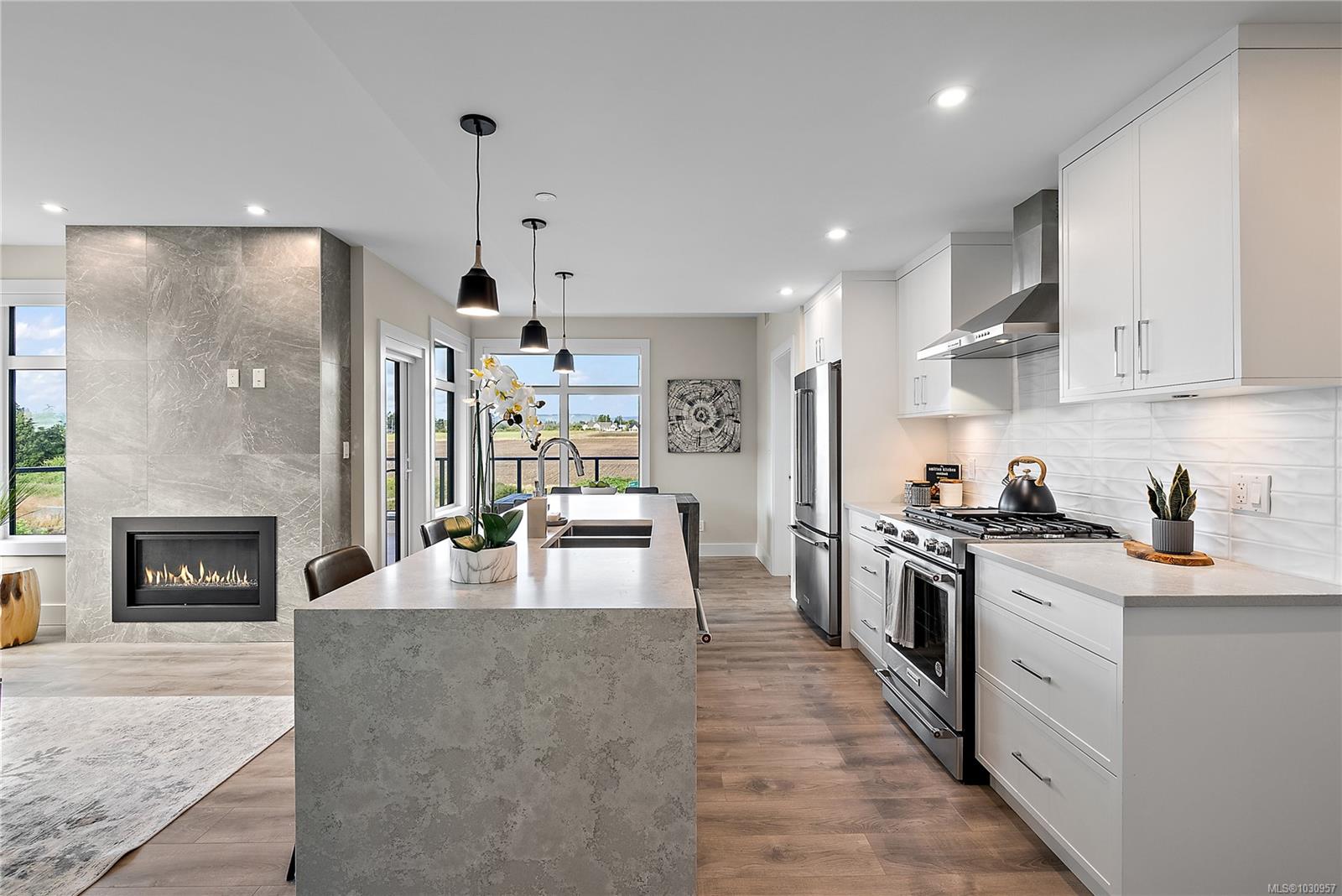Unit 309, 2520 Hackett Cres, Central Saanich