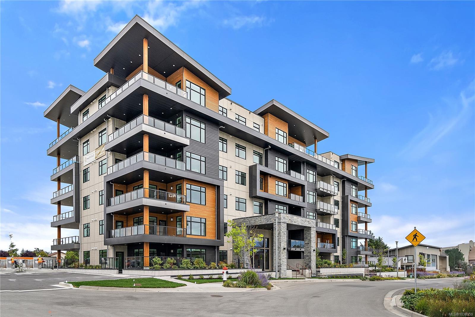 Unit 402, 2520 Hackett Cres, Central Saanich