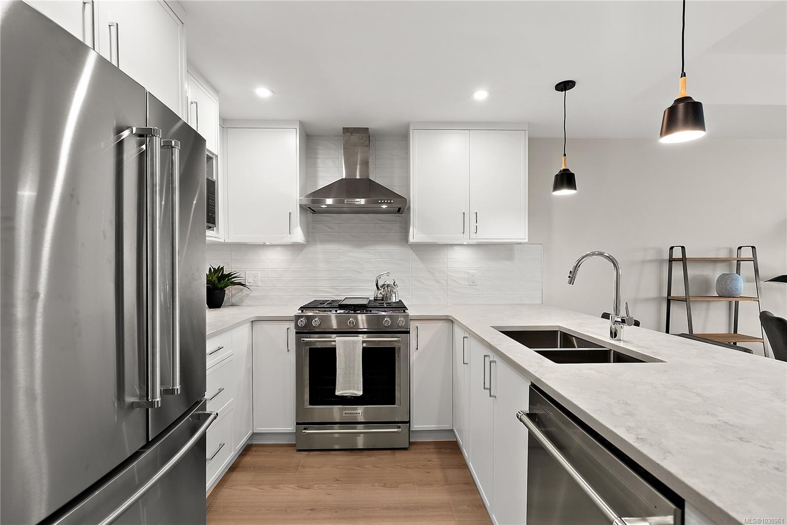 Unit 404, 2520 Hackett Cres, Central Saanich
