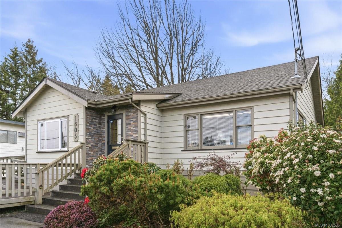 1605 Bowen Rd, Nanaimo