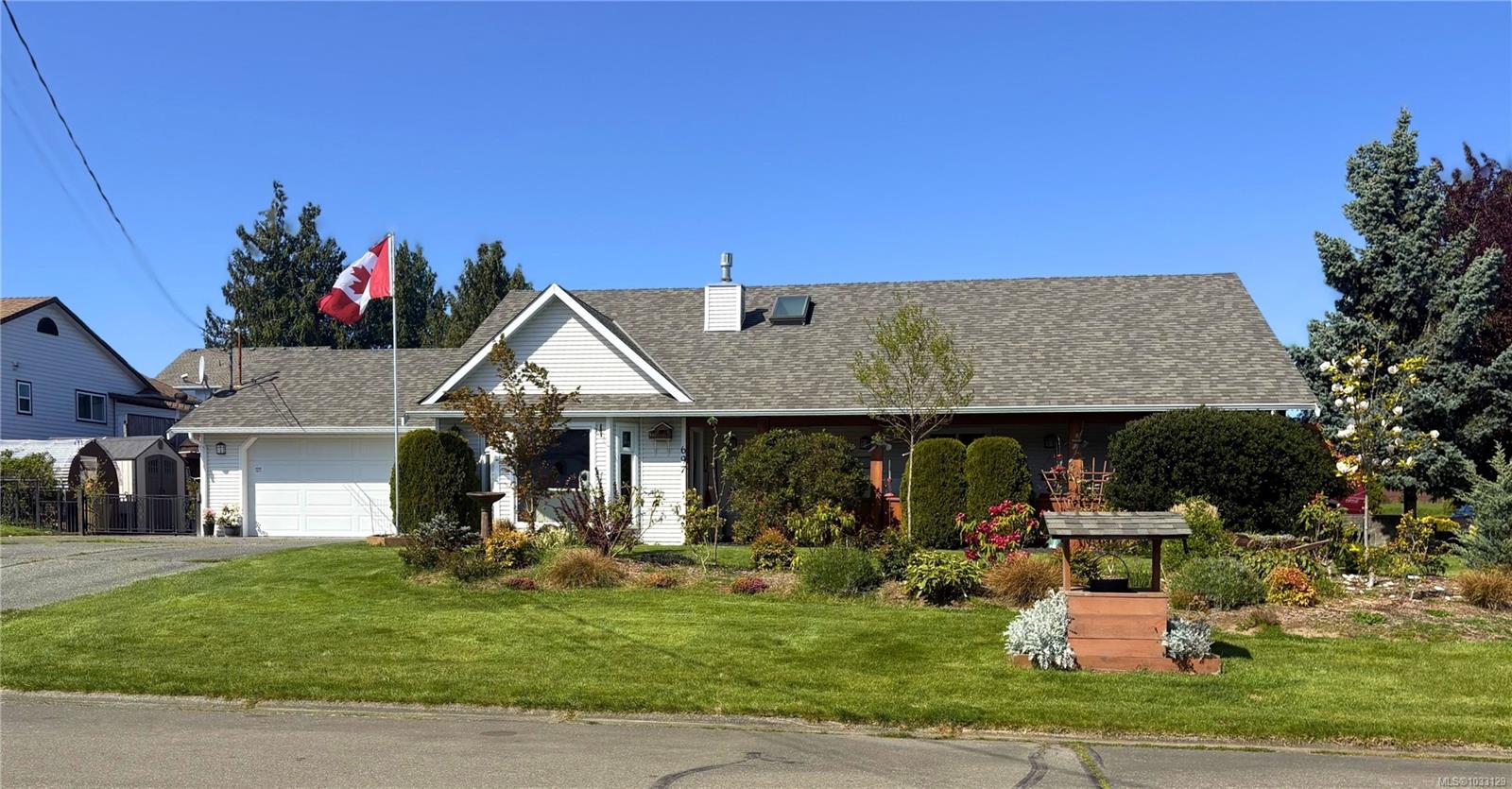 697 Woodburn St, Parksville