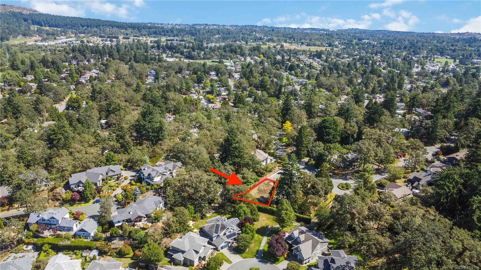 929 Woodhall Lane, Saanich