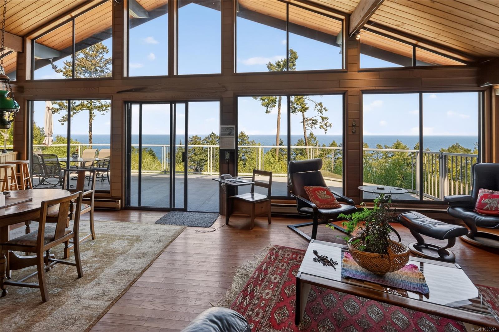 1160 Cappon Lane, Gabriola Island