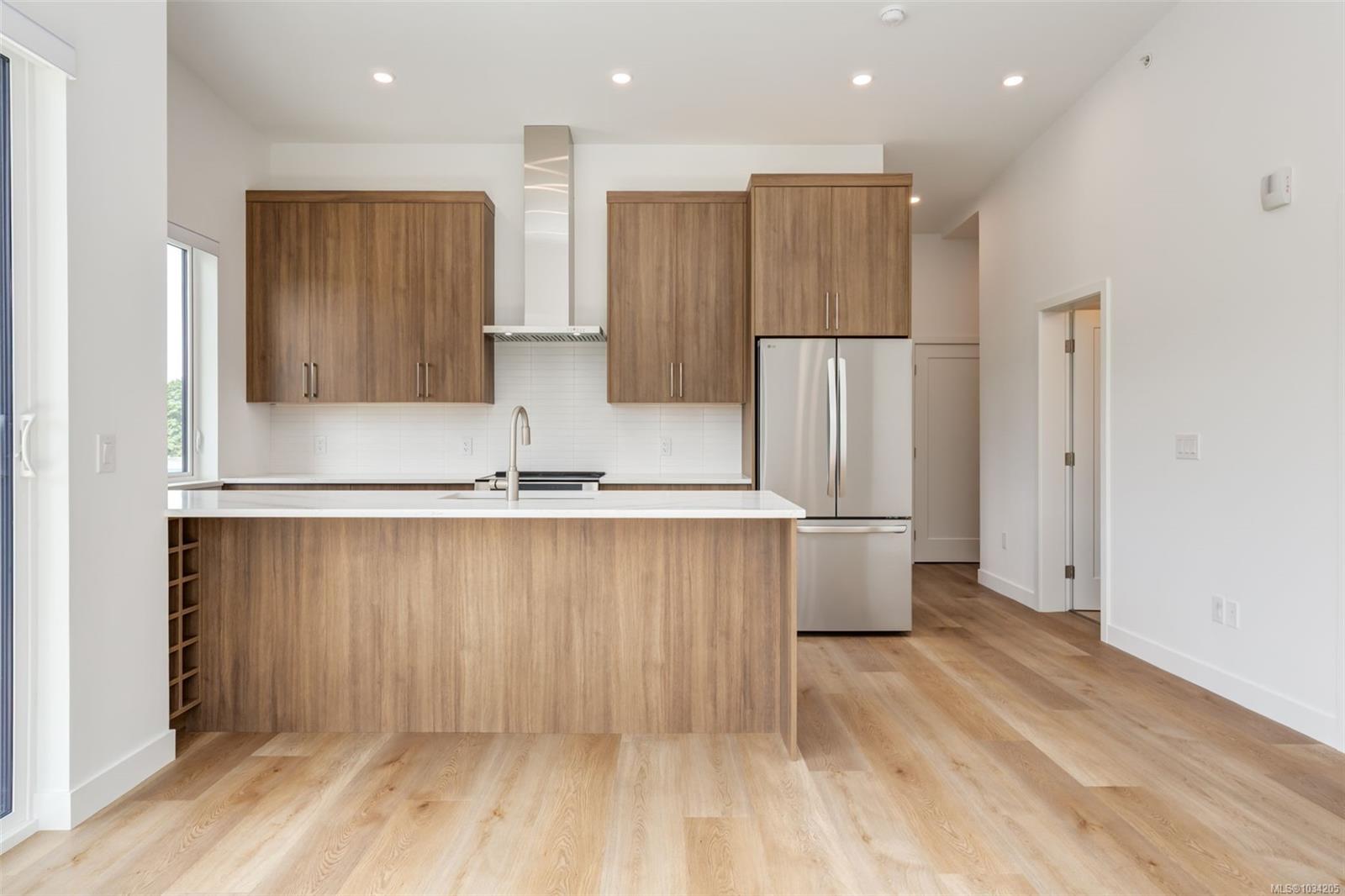 Unit 205, 7181 Lantzville Rd, Lantzville