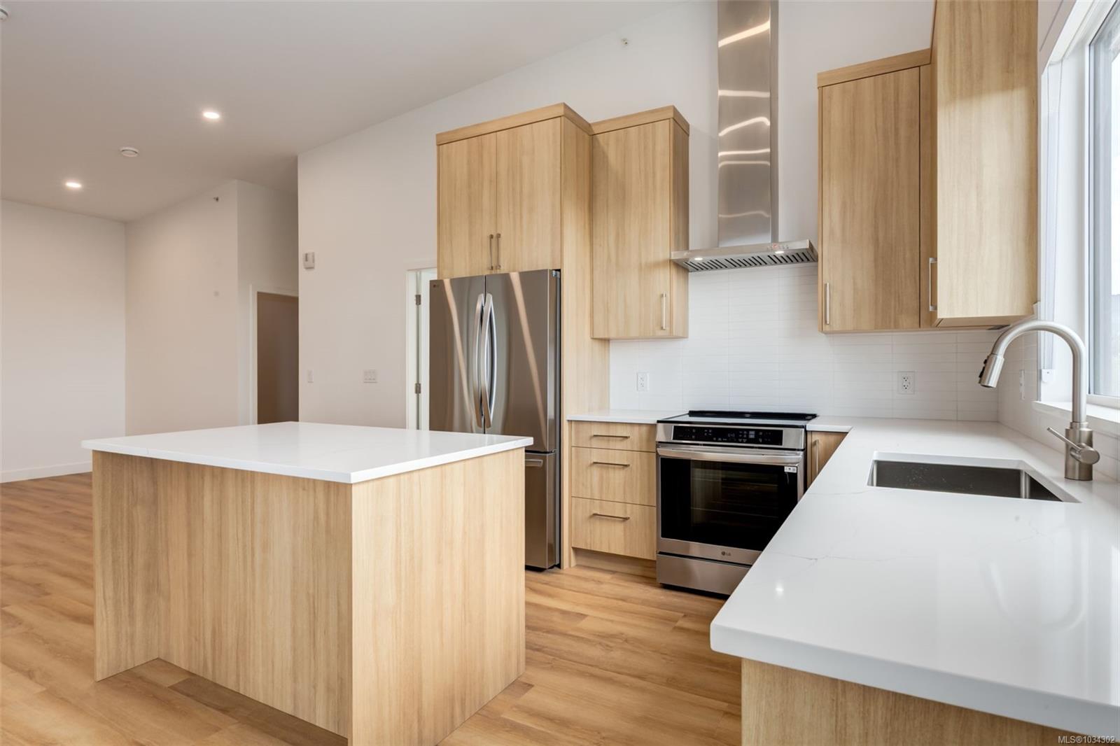 Unit 304, 7181 Lantzville Rd, Lantzville