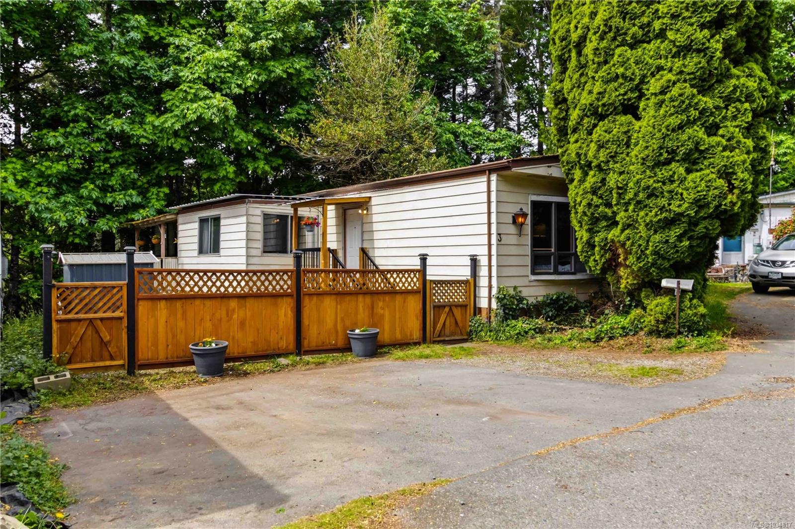 Unit 3, 2670 Sooke River Rd, Sooke