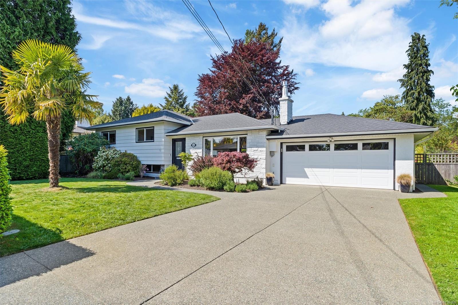 2090 McNeill Ave, Oak Bay