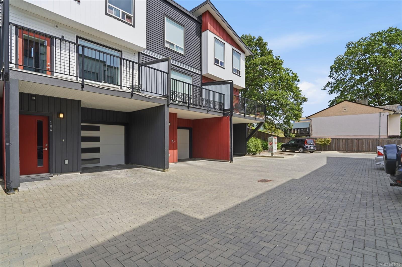 Unit 104, 1726 Kerrisdale Rd, Nanaimo
