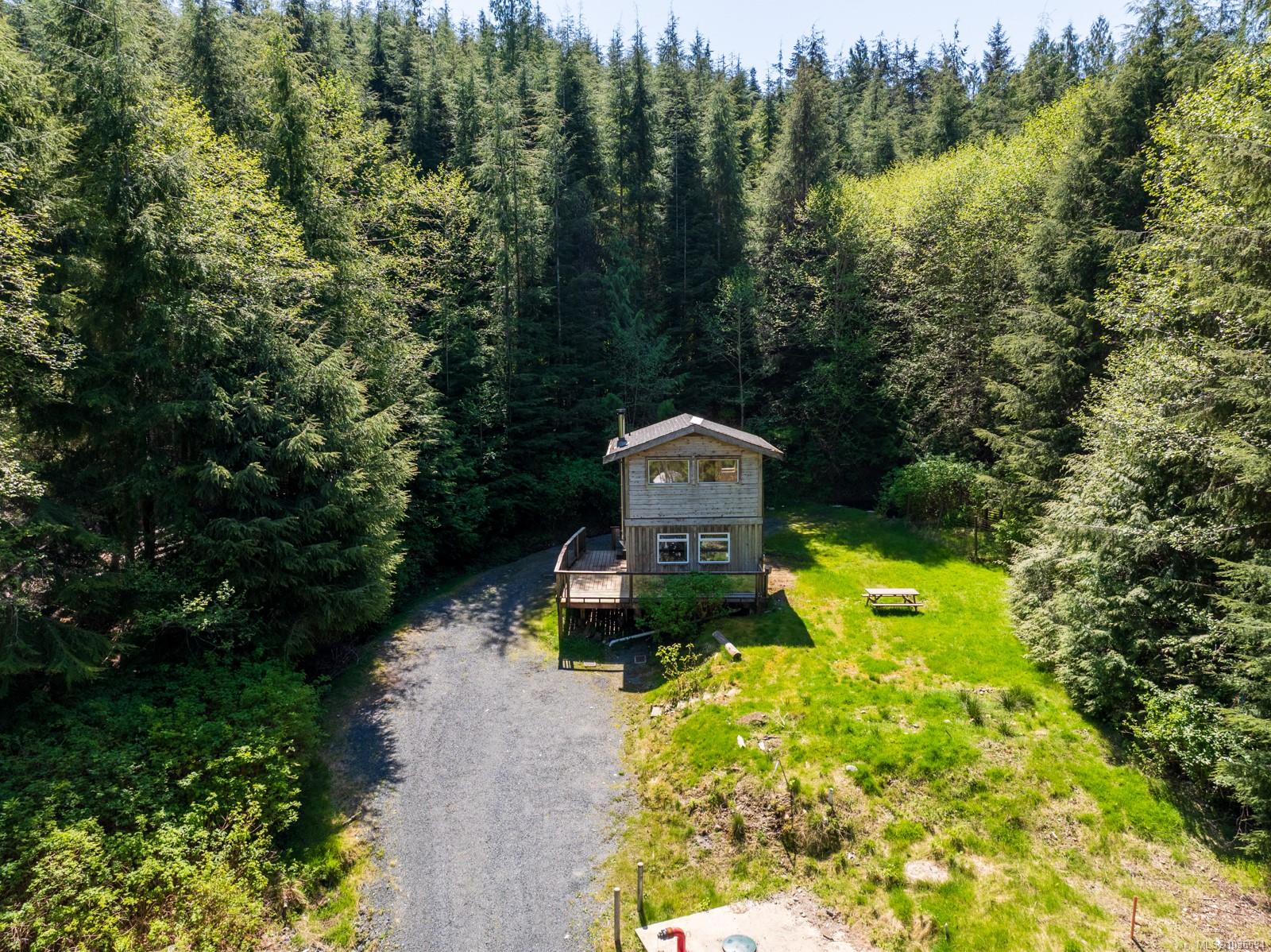 Unit D, 6505 Powder Main Rd, Port Renfrew