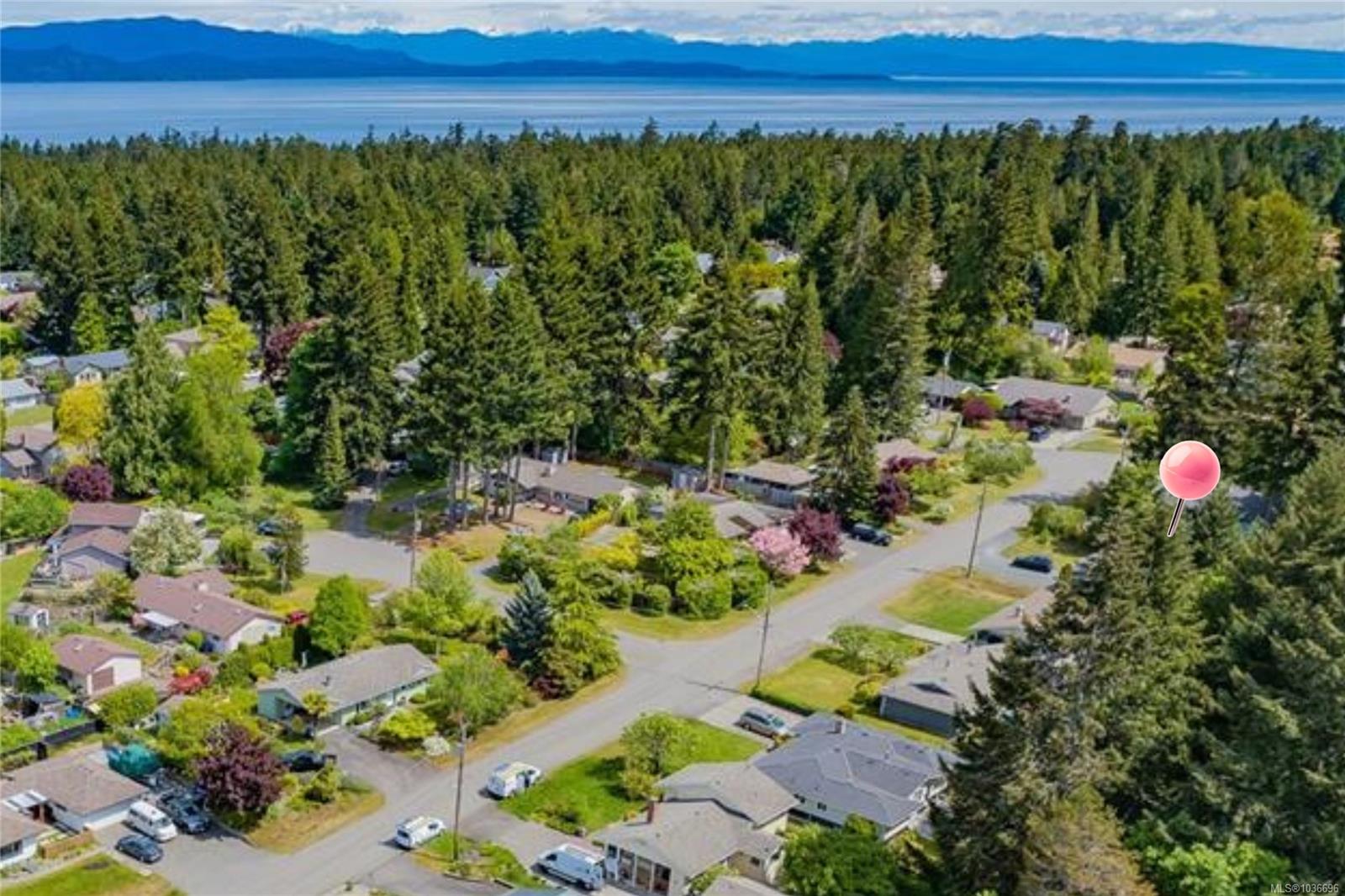600 Sumac Dr, Qualicum Beach