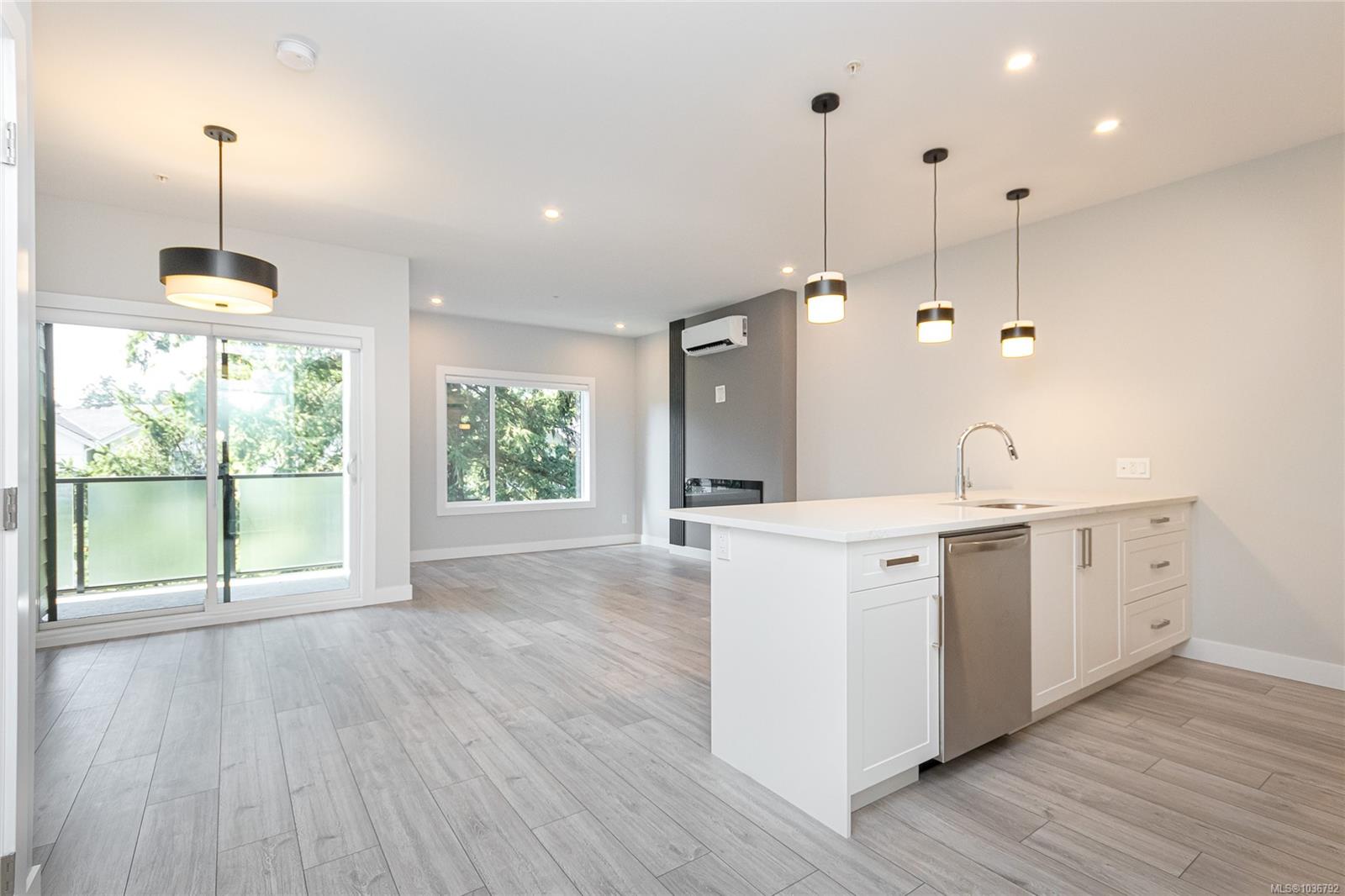 Unit 305, 924 Jenkins Ave, Langford