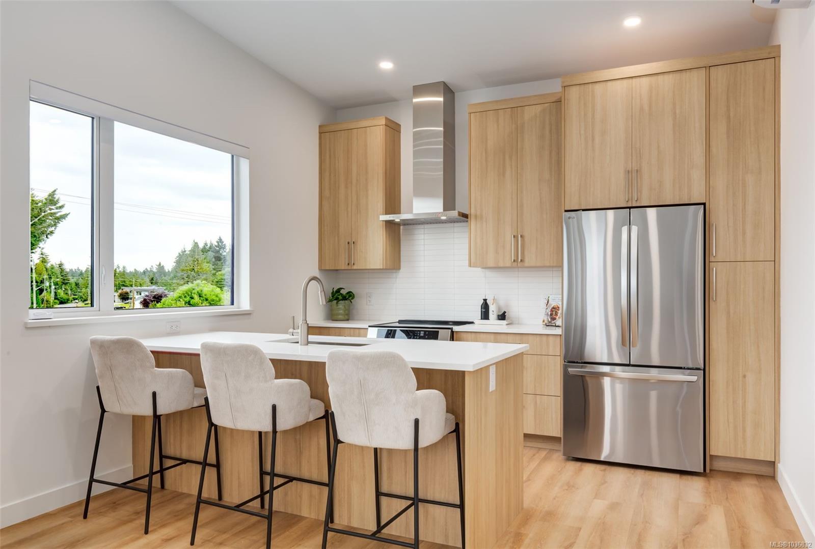 Unit 202, 7181 Lantzville Rd, Lantzville