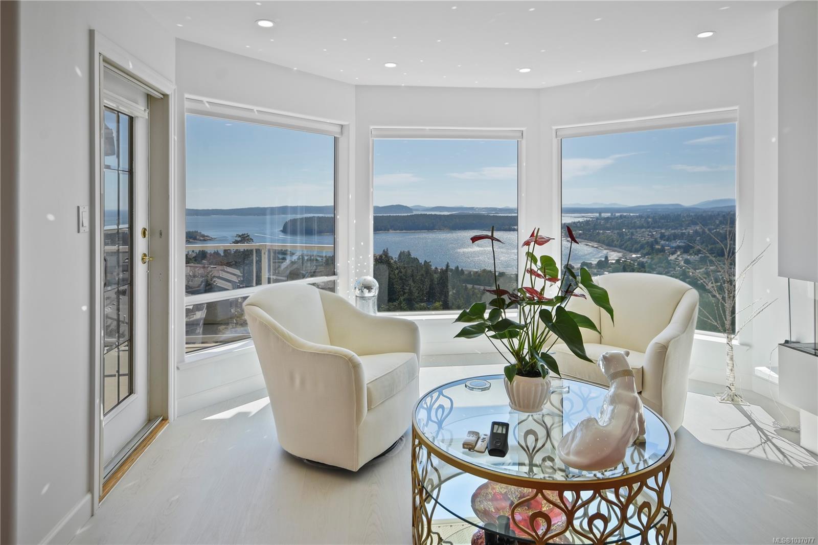 3359 Edgewood Dr, Nanaimo