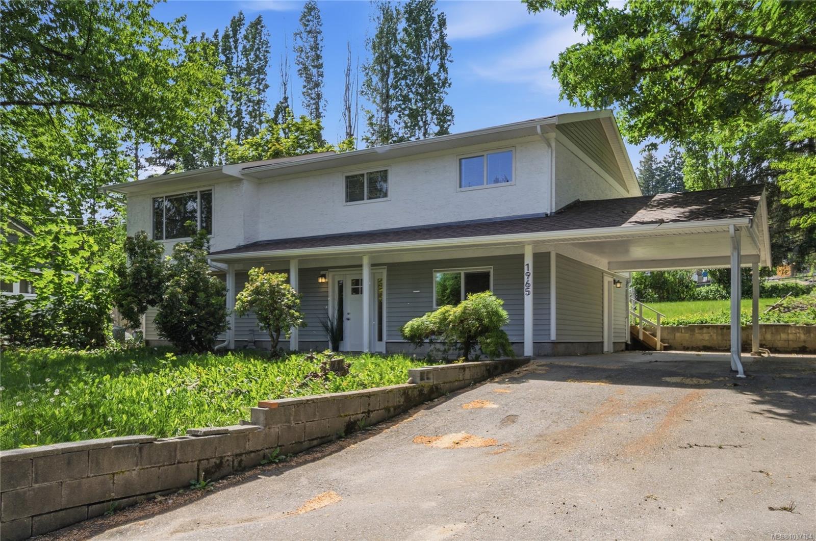 1965 Stannard Dr, Nanaimo