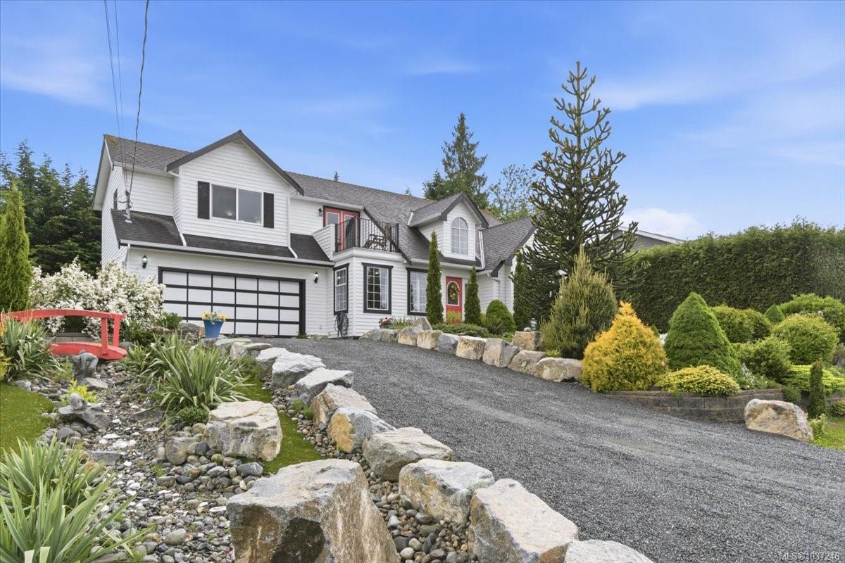 120 Hornby Pl, Qualicum Beach