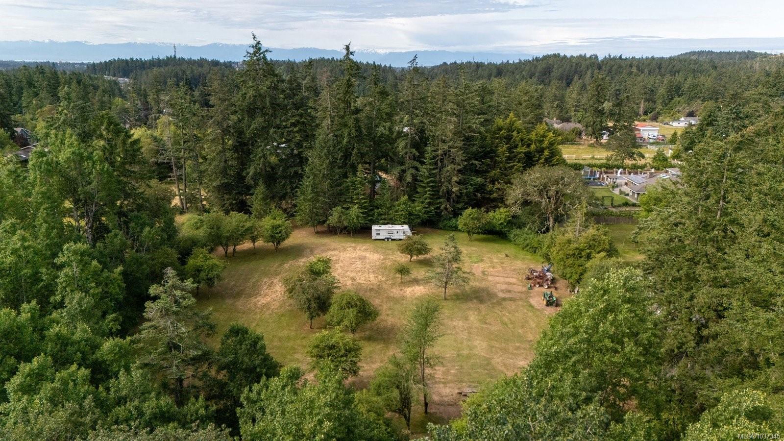 485 Beaver Lake Rd, Saanich