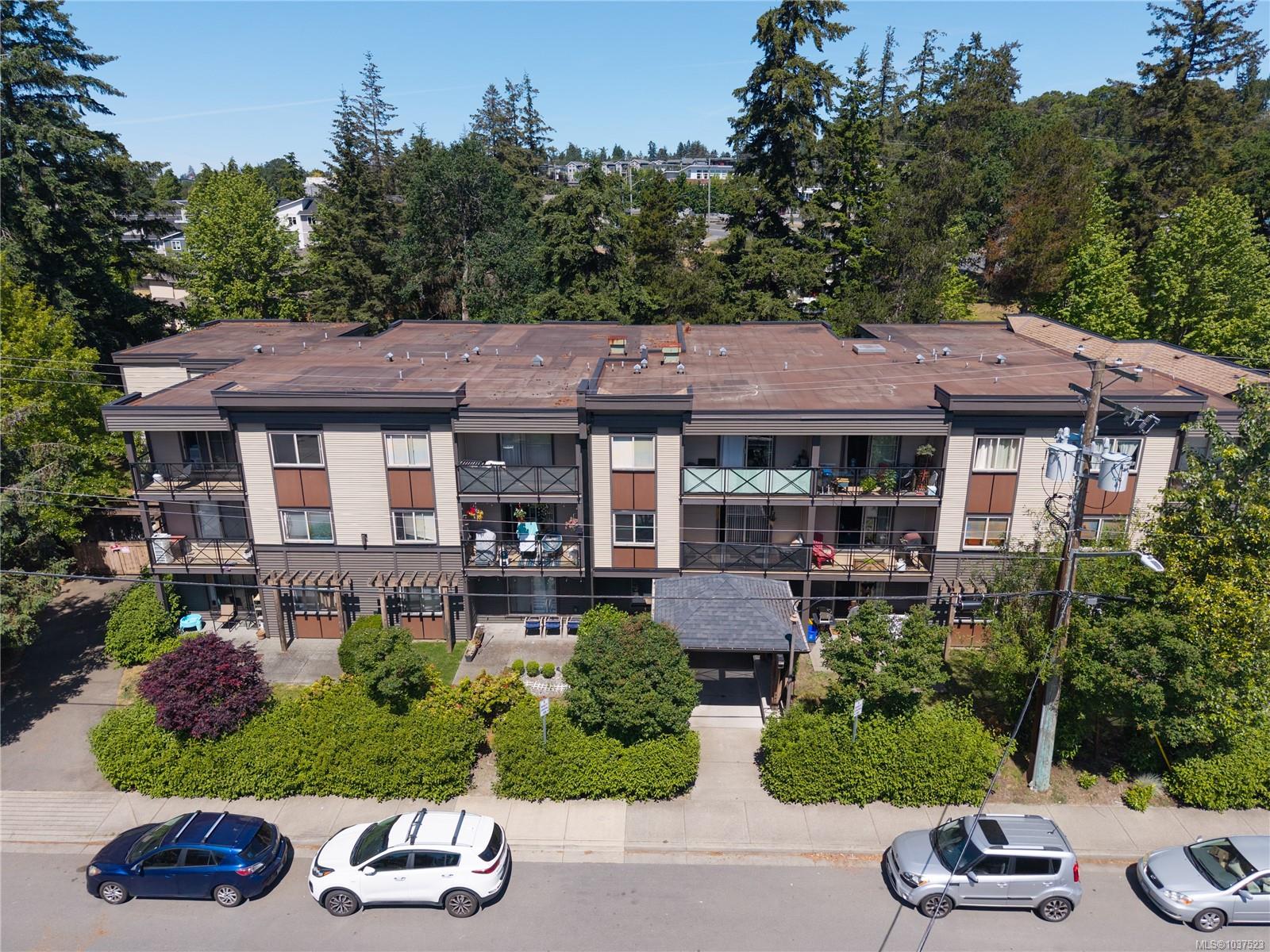 Unit 103, 1600 Caspers Way, Nanaimo