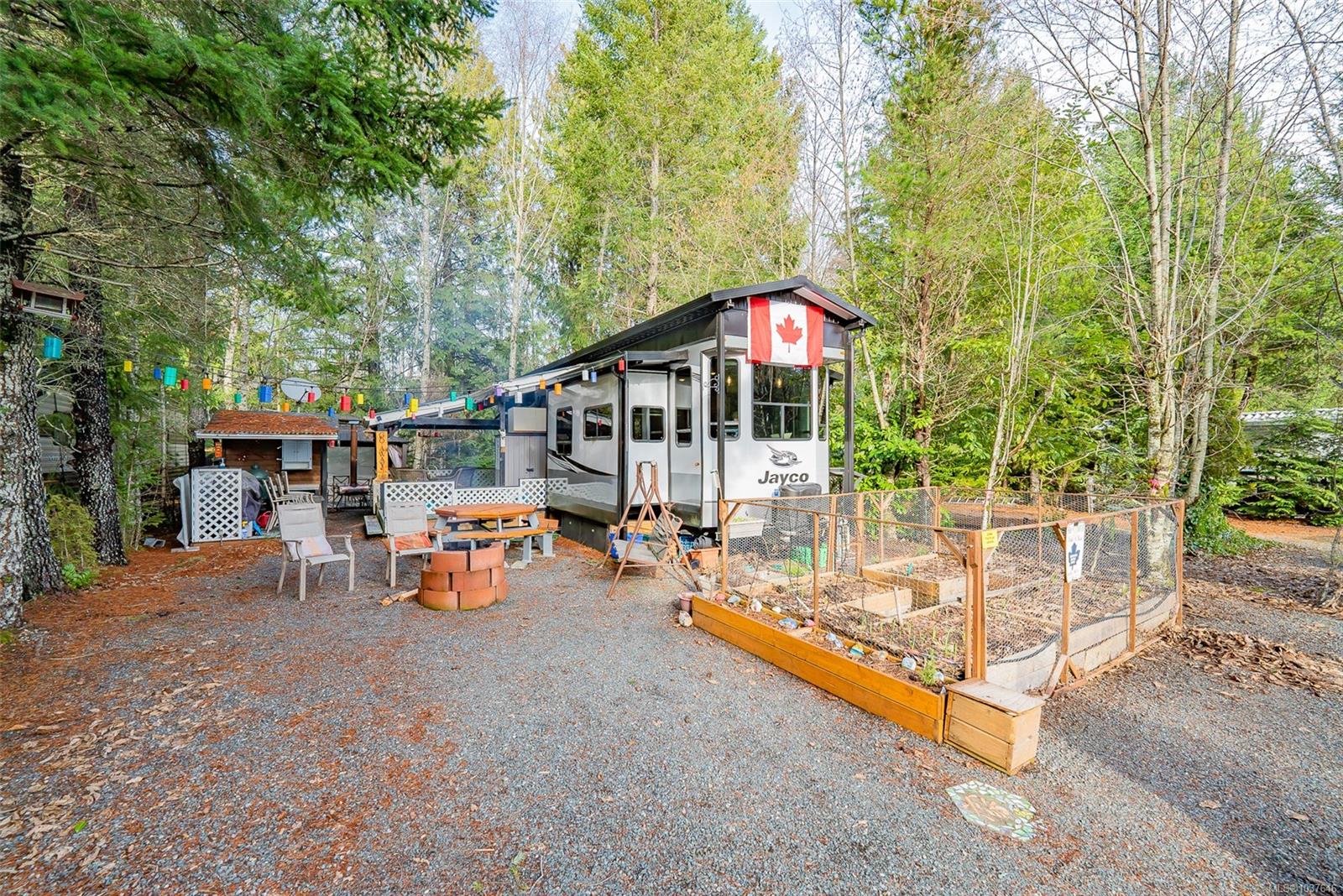 Unit E2, 2650 Turnbull Rd, Qualicum Beach