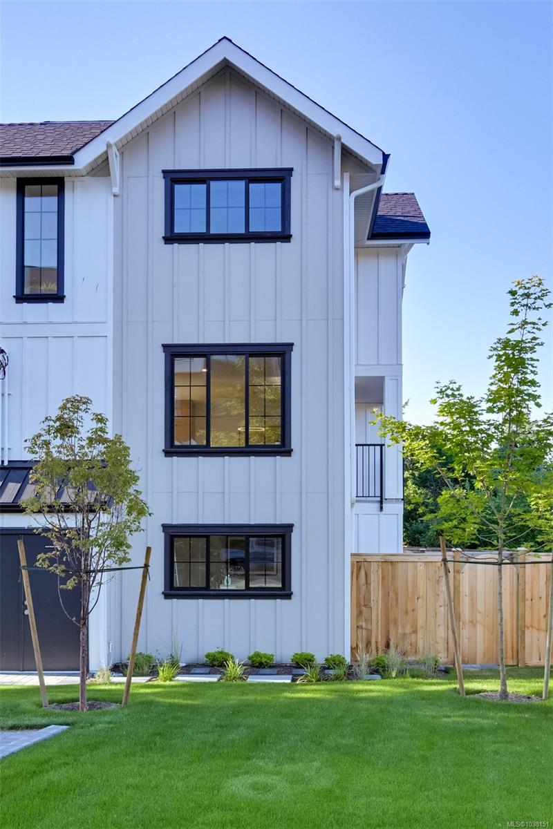 Unit 1, 2268 Bowker Ave, Oak Bay