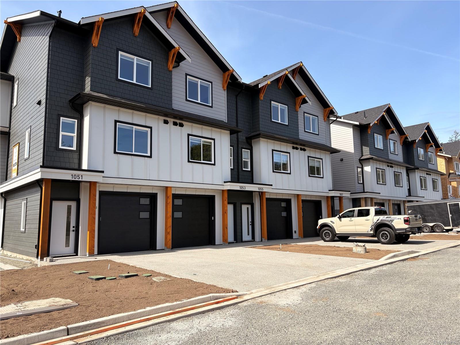 1057 Brown Rd, Langford