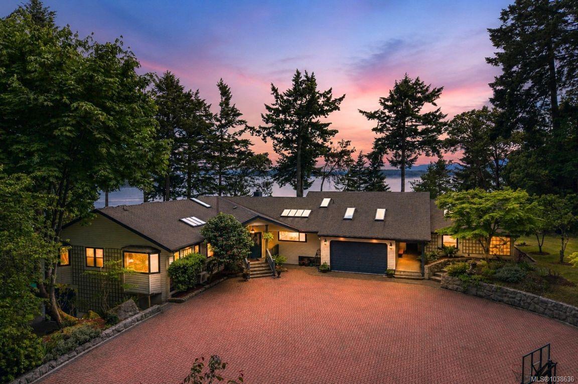2070 Cooper Rd, Gabriola Island