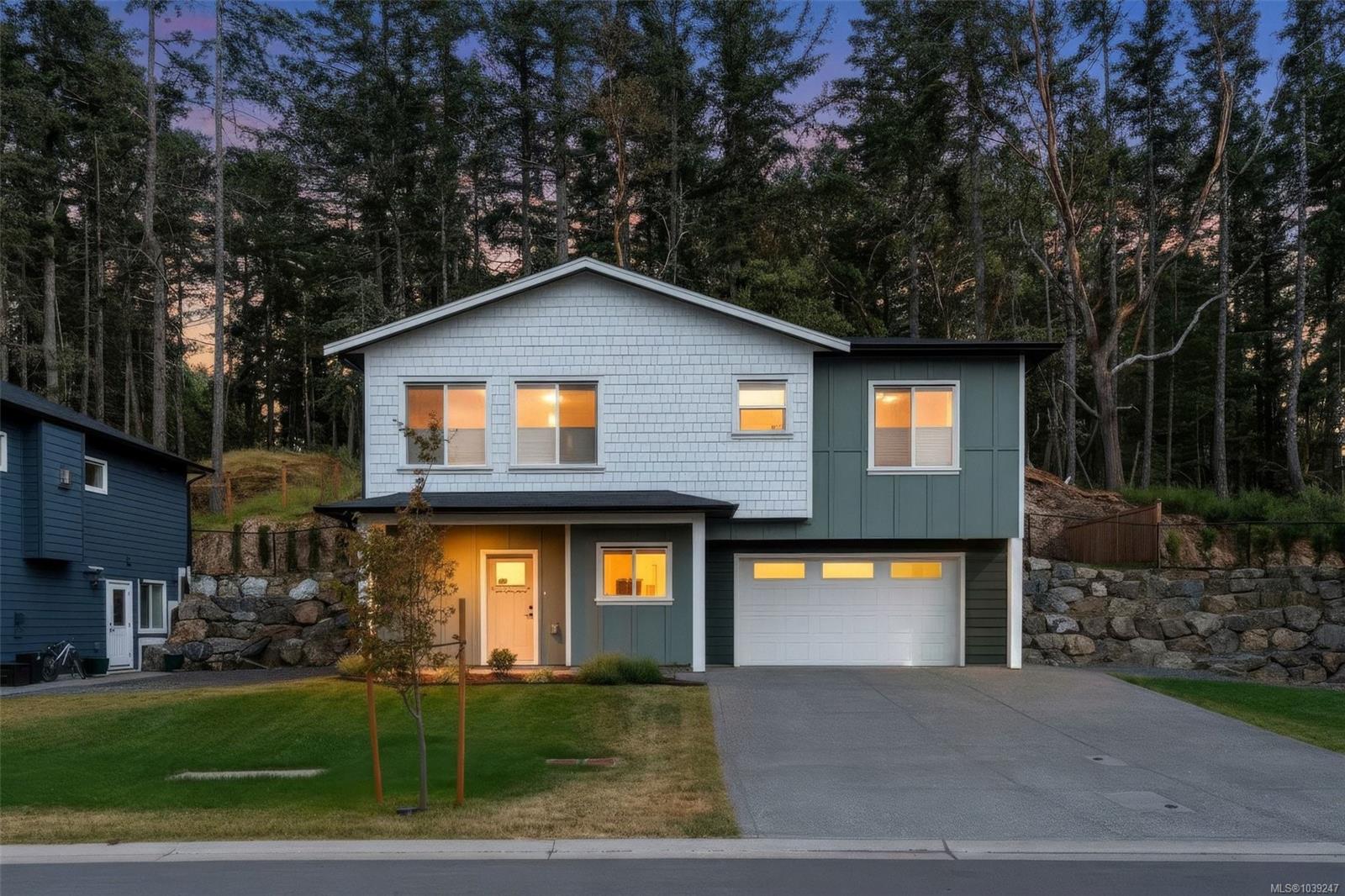 841 Tomack Loop, Langford