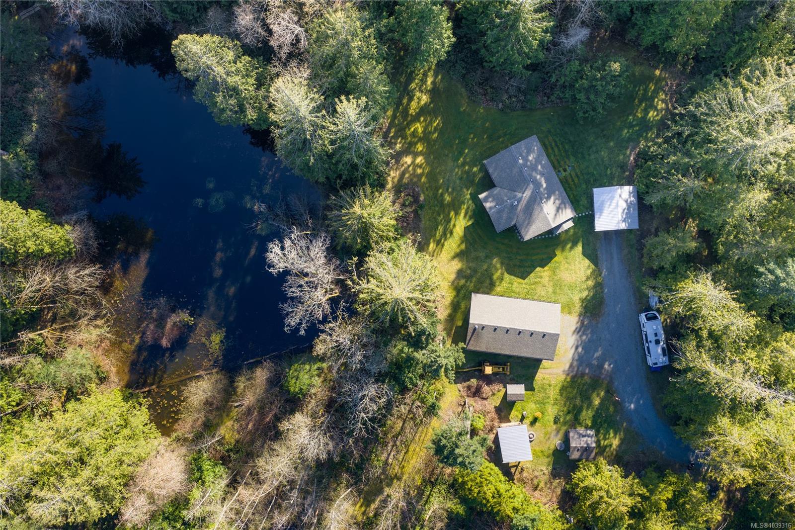 13475 Cedar Rd, Ladysmith