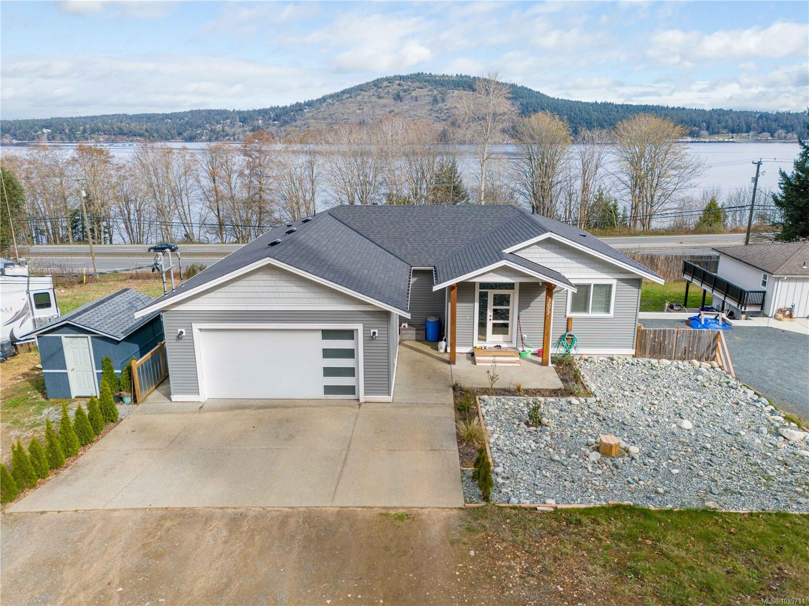 3077 Hillview Rd, Lantzville