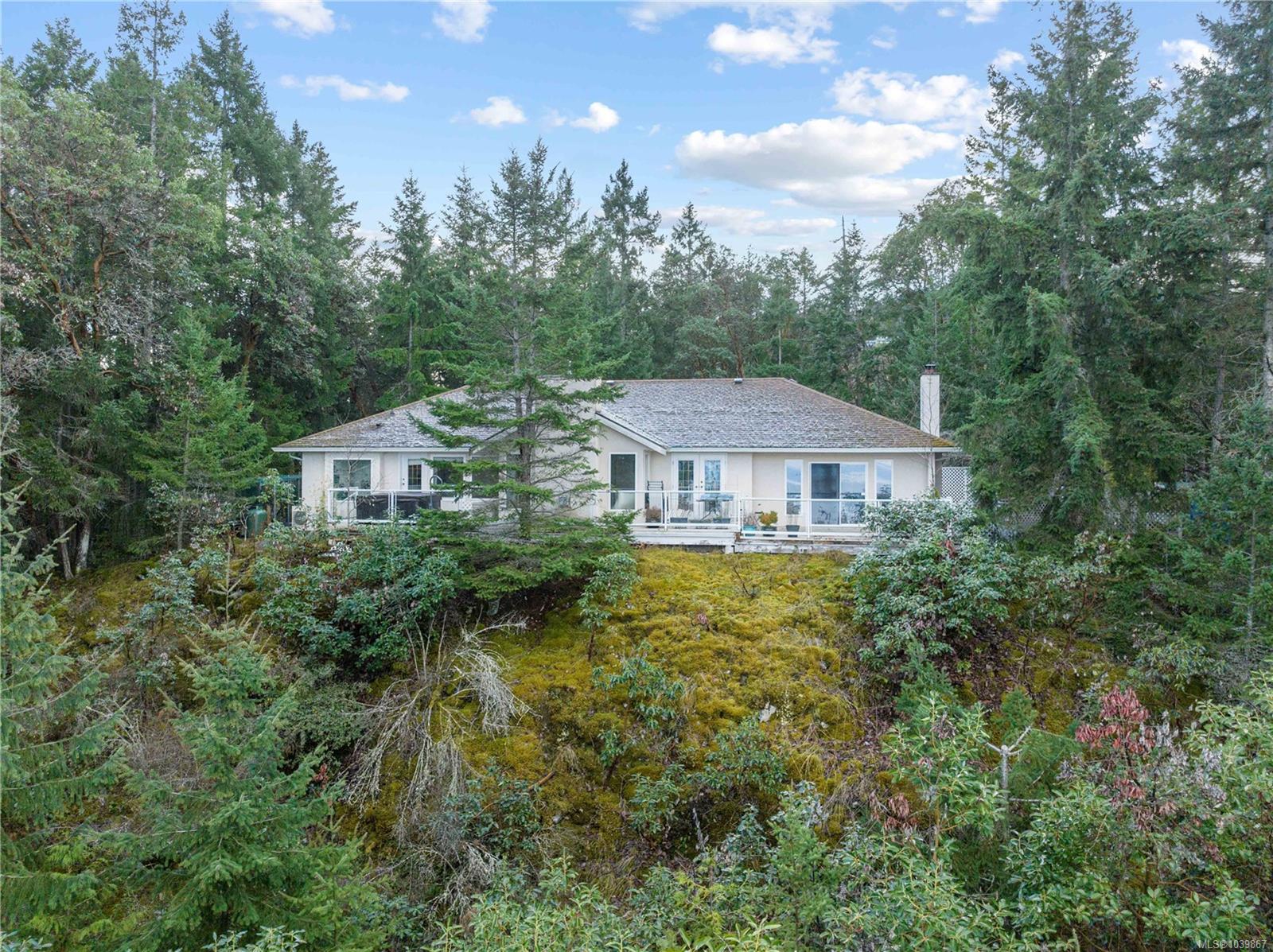 7297 Aulds Rd, Lantzville
