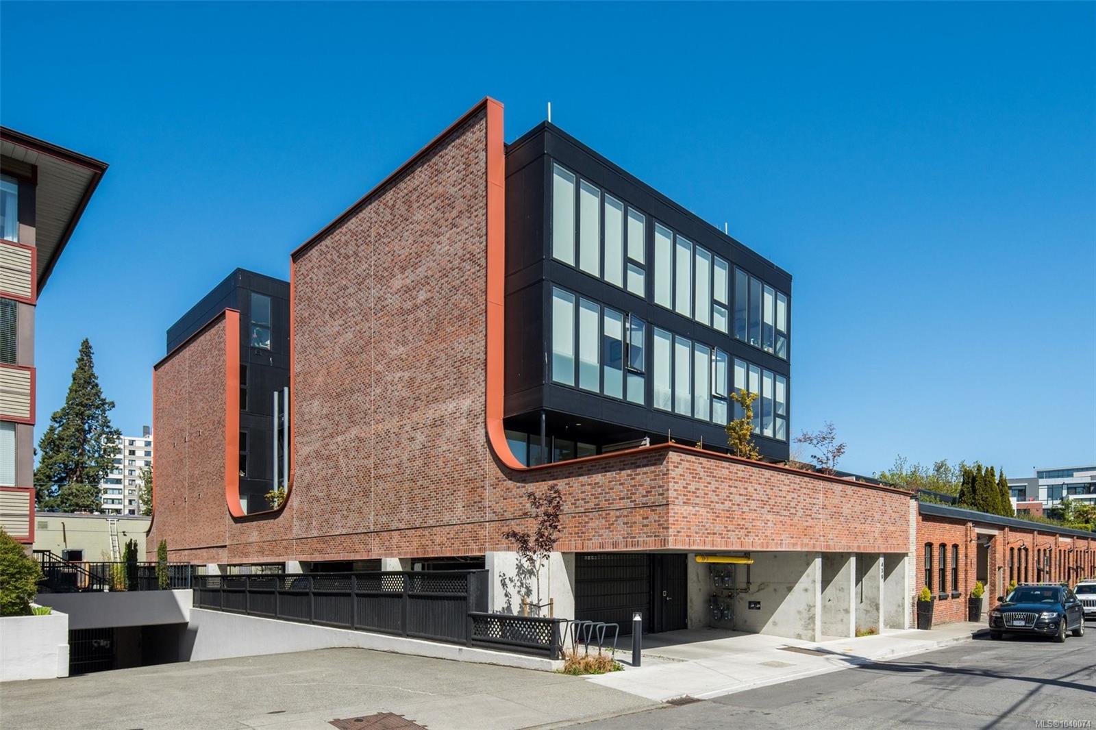 Unit 205, 430 Parry St, Victoria