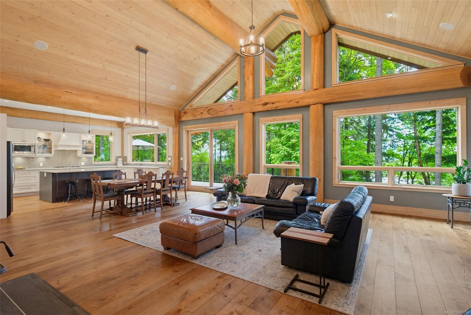 1291 Benvenuto Ave, Central Saanich