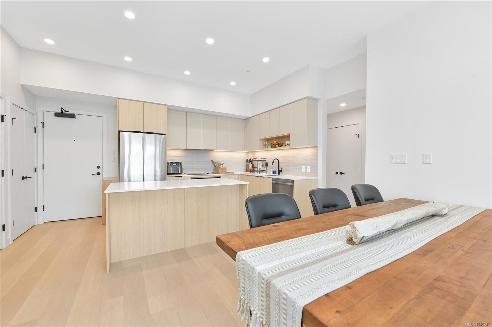 Unit 412, 3564B RYDER HESJEDAL Way, Colwood