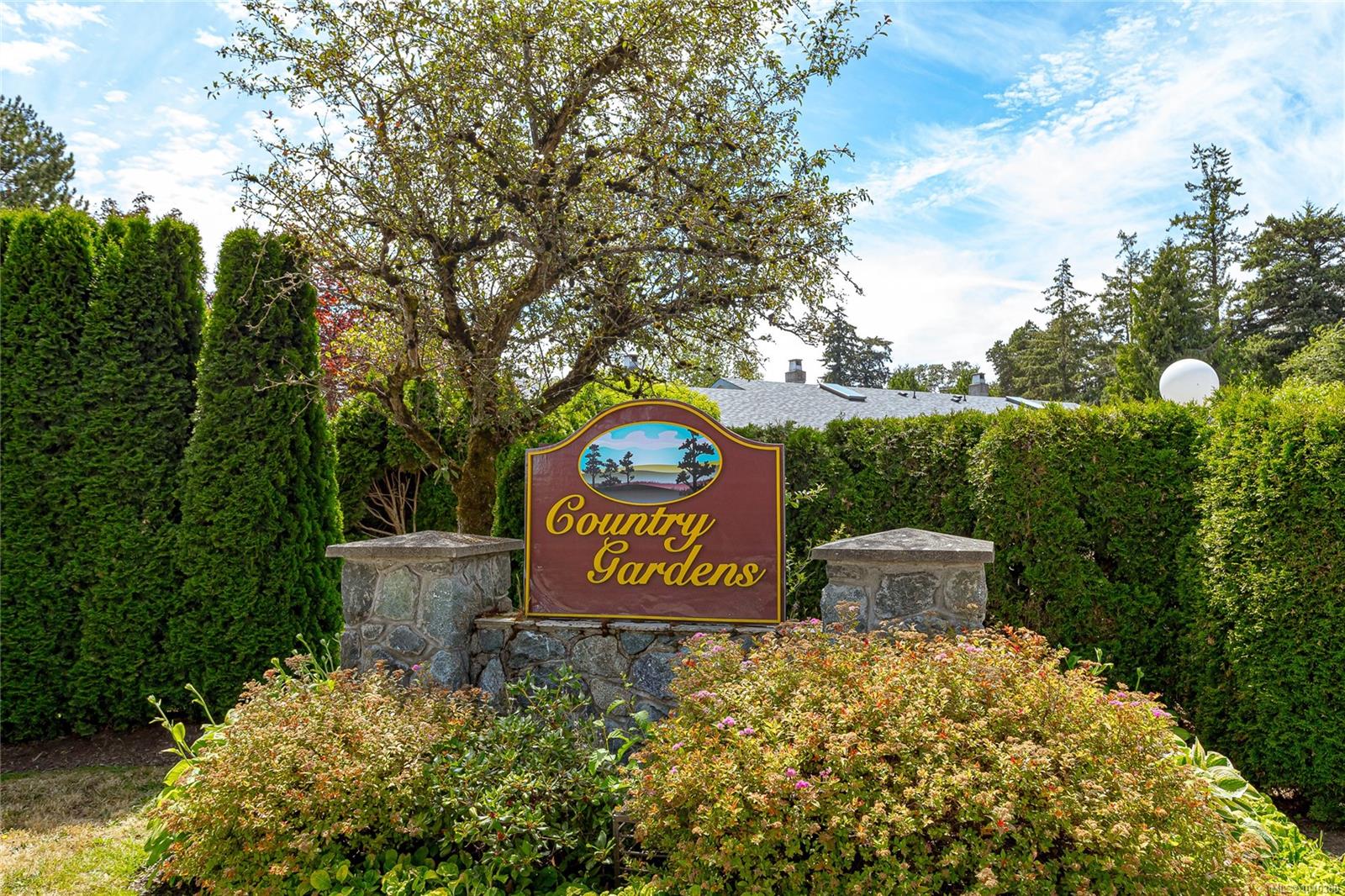 Unit 2, 4140 Interurban Rd, Saanich