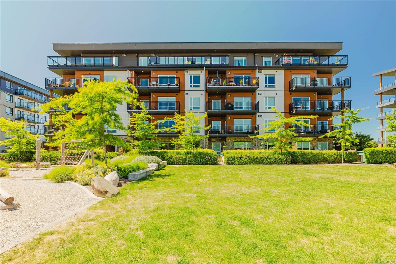 Unit 501, 2500 Hackett Cres, Central Saanich
