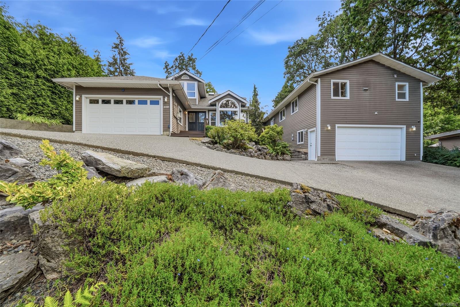 1688 Maple Bay Rd, Duncan
