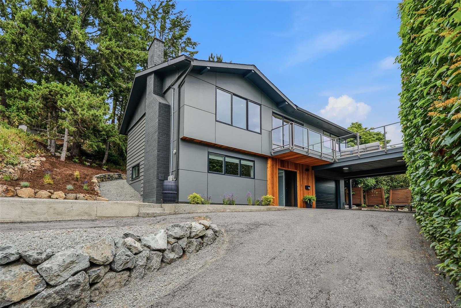 1563 Sherwood Dr, Nanaimo
