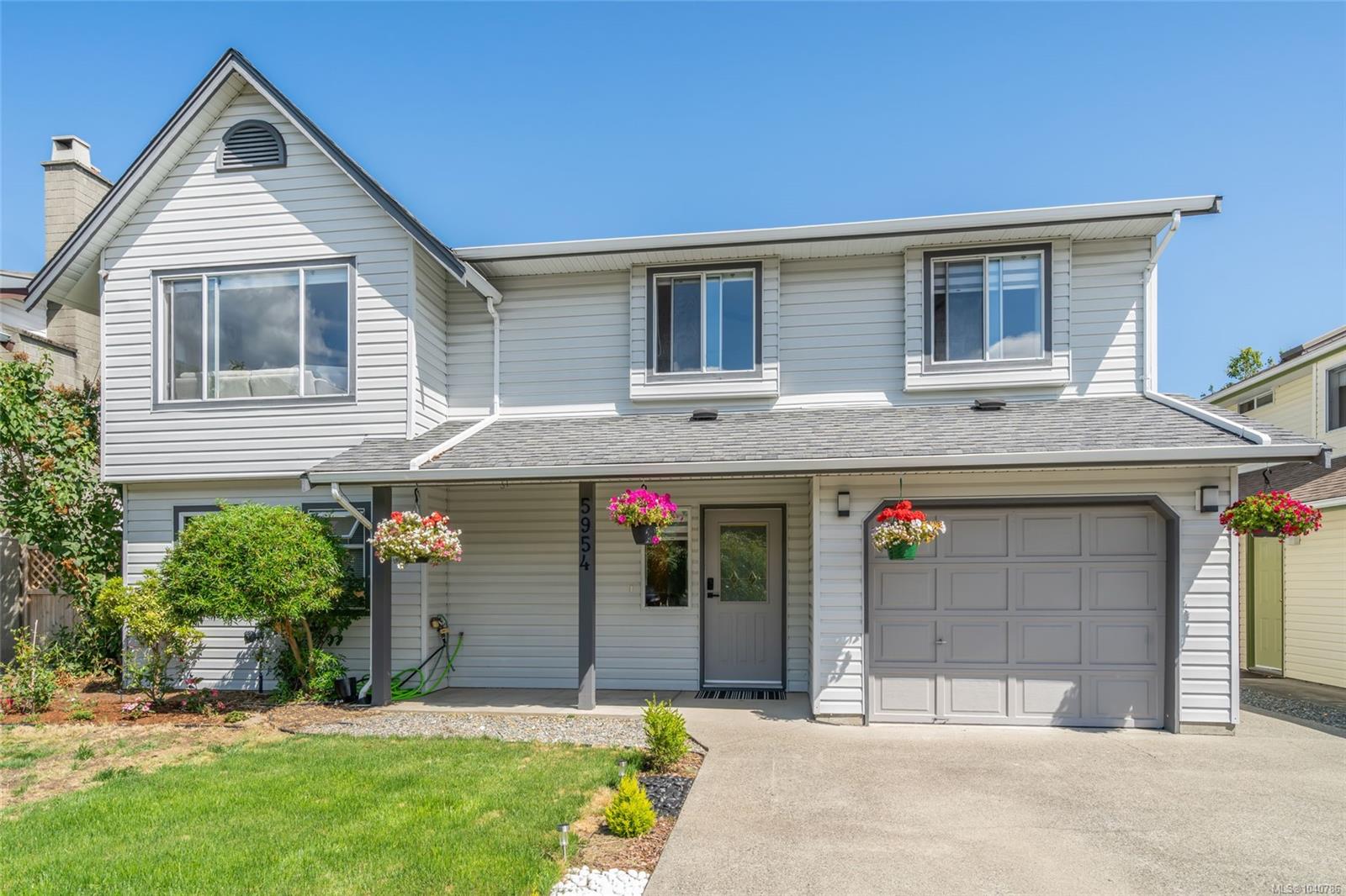 5954 Broadway Rd, Nanaimo