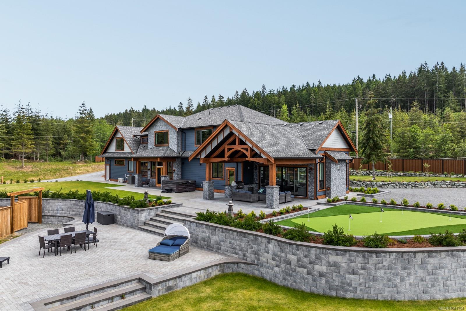 2833 Woodcroft Pl, Shawnigan Lake