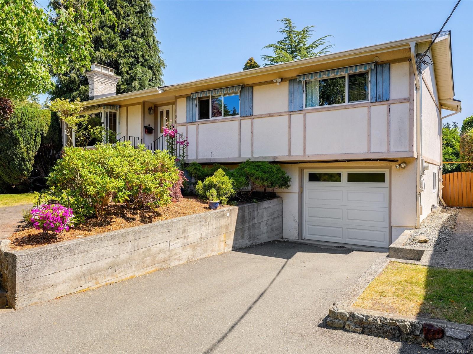 104 Leila Pl, Colwood