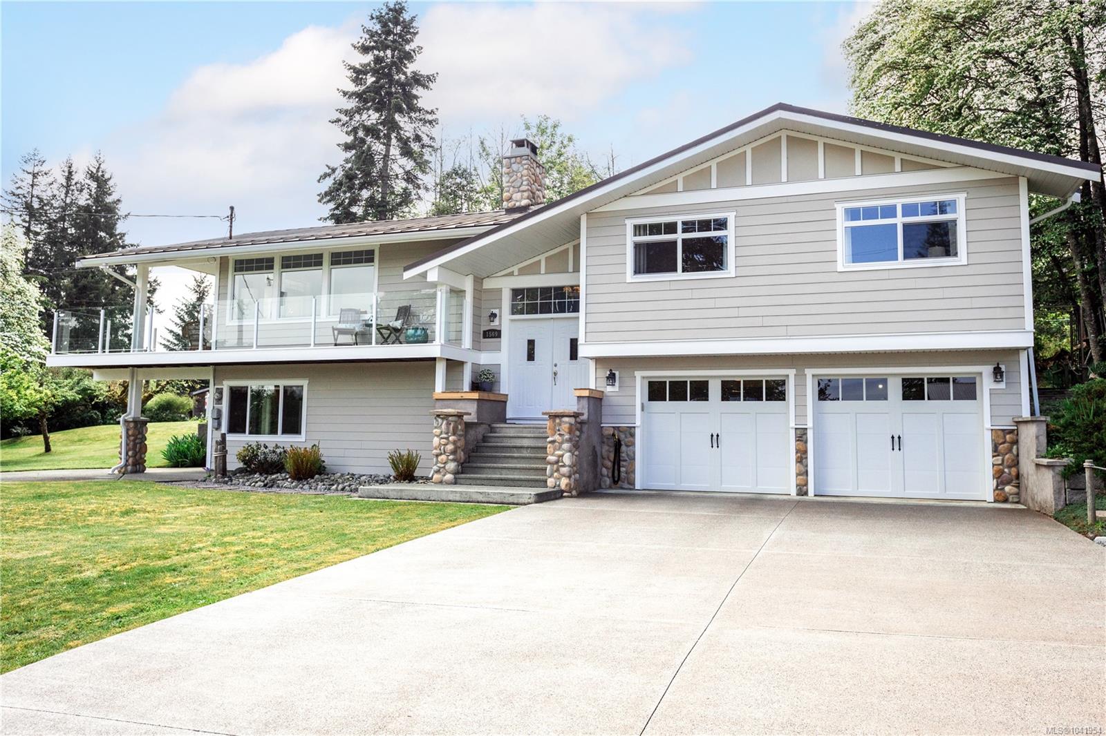 1569 Murdoch Rd, Nanaimo
