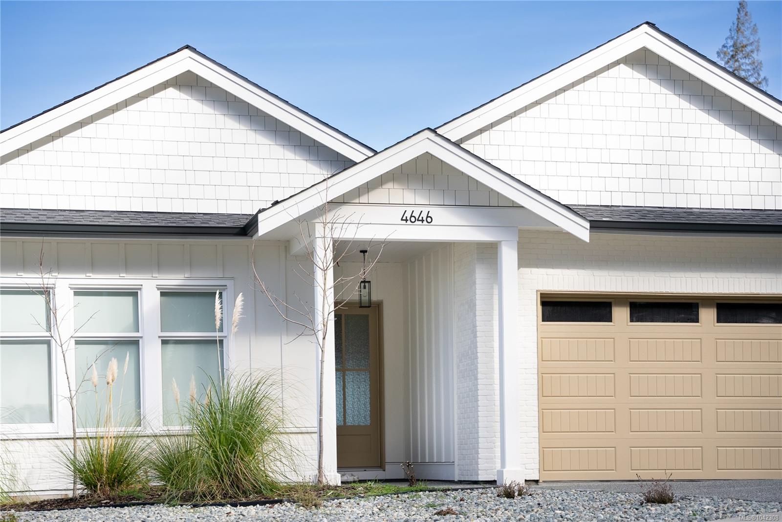 4646 Ambience Dr, Nanaimo