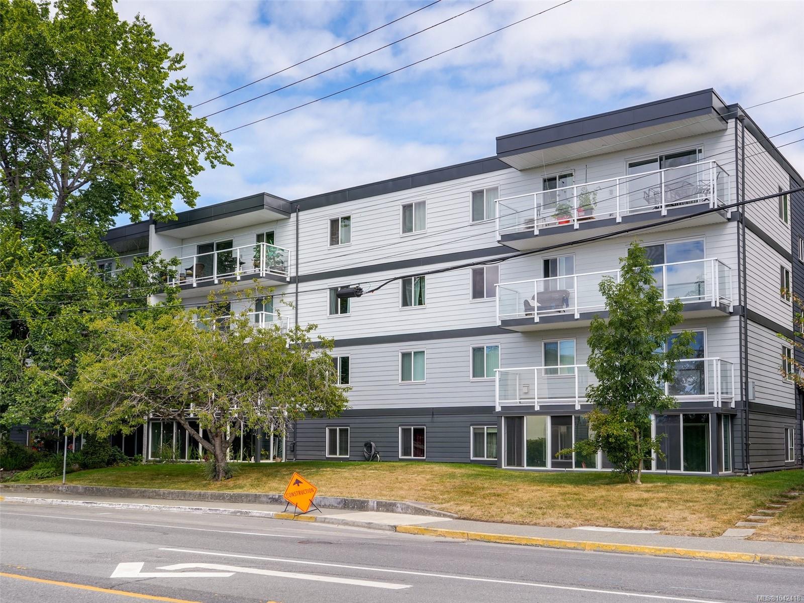 Unit 207, 1124 Esquimalt Rd, Esquimalt