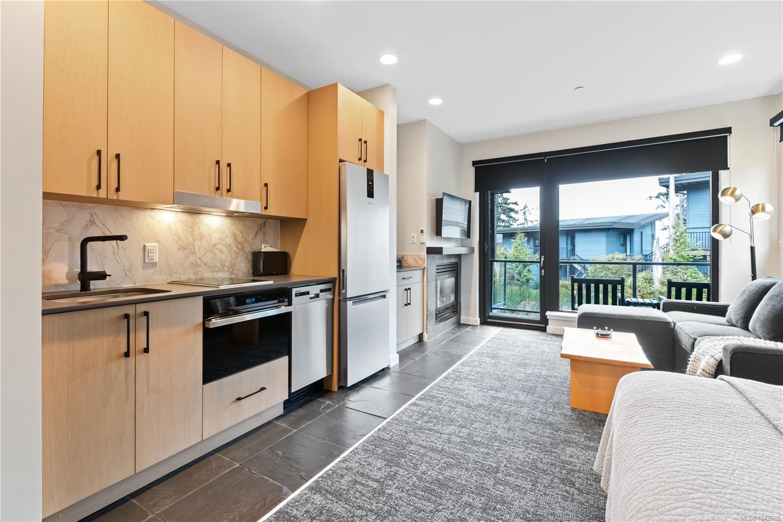 596 Marine Dr, Ucluelet