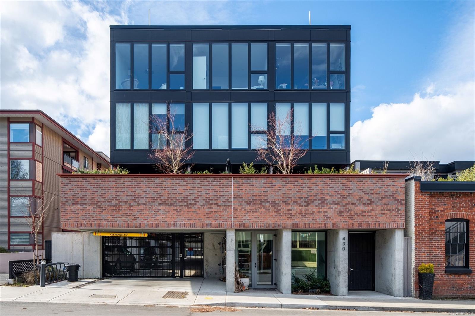 Unit 205, 430 Parry St, Victoria
